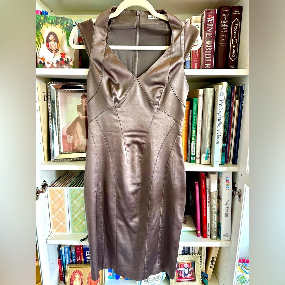 KAREN MILLEN 🇬🇧🇬🇧
Fully Lined US Size 8 Dress